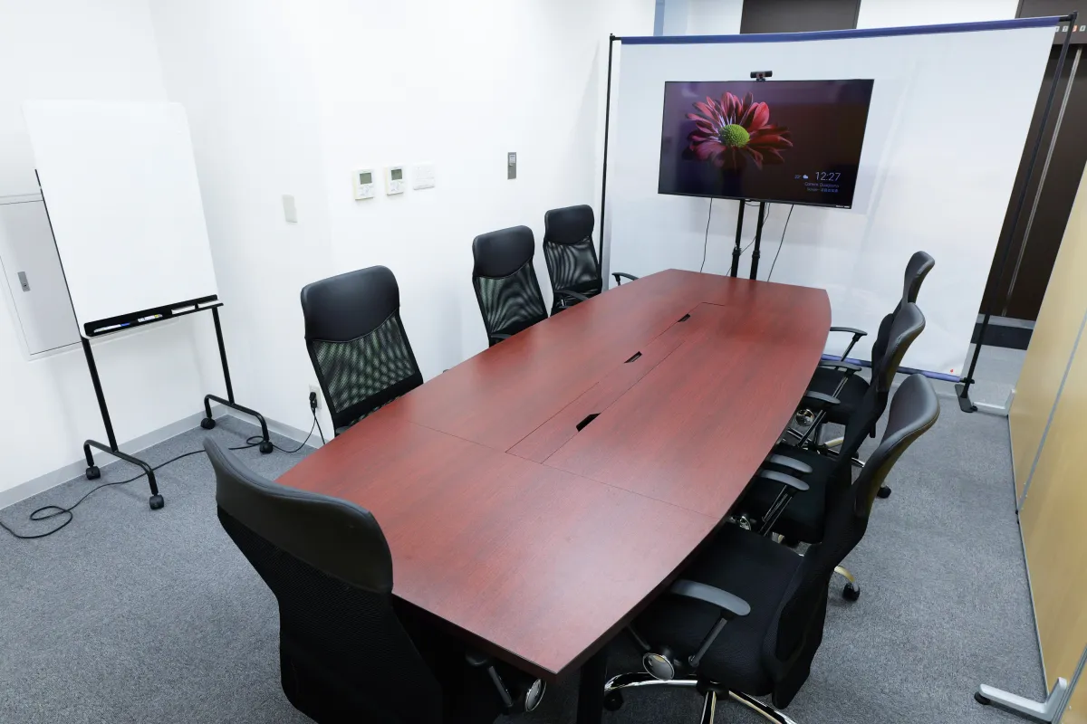 Vision Baseオフィスの会議室
